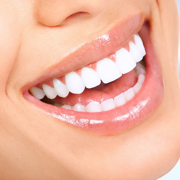 Dental implant longevity and durability concept - รากฟันเทียม อยู่ได้กี่ปี พร้อมวิธีดูแลให้อายุการใช้งานยาวนาน